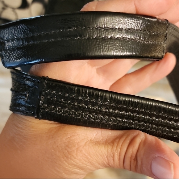 Coach Canvas Monogram C Shoulder Bag EUC - Picture 5 of 14